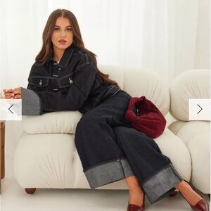 NWT Boohoo Deep Indigo Wide Legs Cuffed Denim